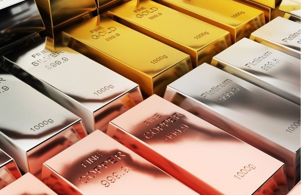 الفضة تسجل مستوى قياسيا جديدا في المعاملات الفورية عند 120 دولارا 