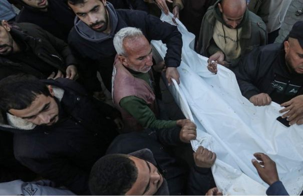 28 شهيدا منذ فجر السبت في غزة 