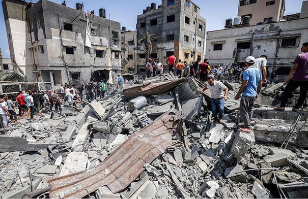 7 شهداء جراء قصف الاحتلال عدة مناطق في قطاع غزة 