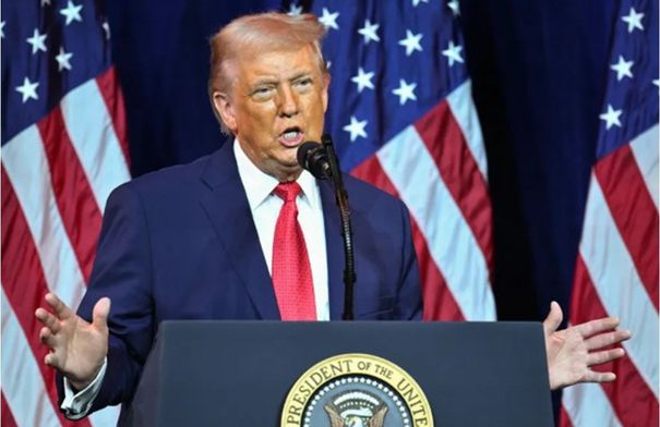 إدارة ترامب تلوّح باستخدام الجيش للحصول على غرينلاند 