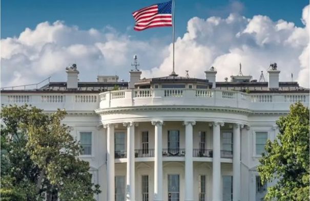 البيت الأبيض: عائدات النفط الفنزويلية ستذهب إلى حسابات أمريكية 