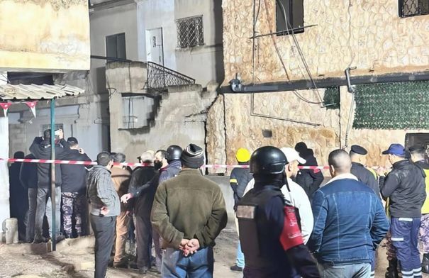 عاجل إخلاء منزل تعرض لانهيار جزئي في الشونة الشمالية 