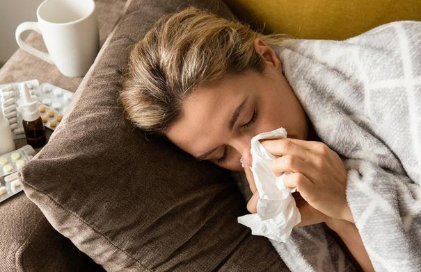 أطعمة قد تزيد الإنفلونزا سوءاً.. تعرف إليها - الوكيل الإخباري