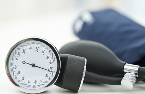 الطريقة الأكثر فعالية لعلاج ارتفاع ضغط الدم - الوكيل الإخباري