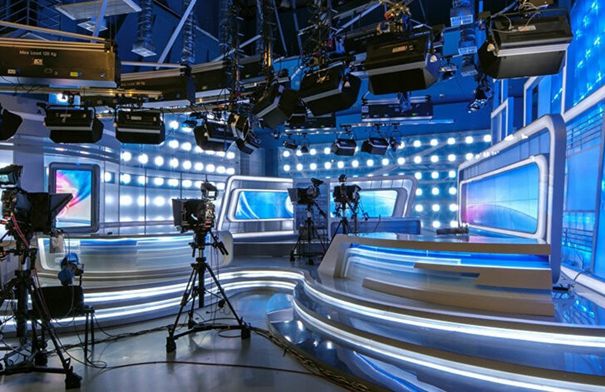 بعد النجاح الكبير الذي حقّقه... مُقدّم برامج لبنانيّ يستقيل 