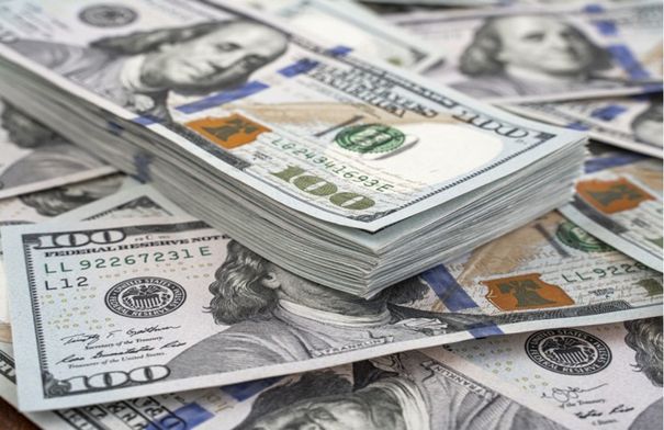 الدولار يتراجع وسط آمال بنهاية سريعة للحرب مع إيران 