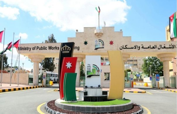 "الأشغال" تعلن حالة الطوارئ المتوسطة للتعامل مع الحالة الجوية المتوقعة #عاجل 