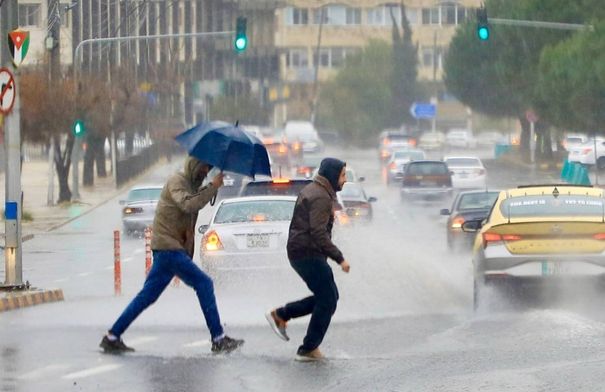 الأرصاد: طقس غير مستقر الجمعة وتحذيرات من سيول وعواصف رعدية في هذه المناطق #عاجل 