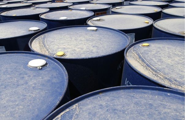 انخفاض أسعار النفط عالميا 