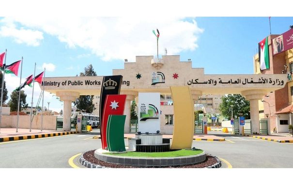 وزارة الأشغال توسّع شبكة المختبرات المركزية في المملكة 