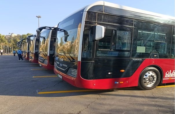 عاجل 20 حـافلـة جديدة قريبـاً لتخفيف الضغط والاكتظـاظ داخل الباص السريع 