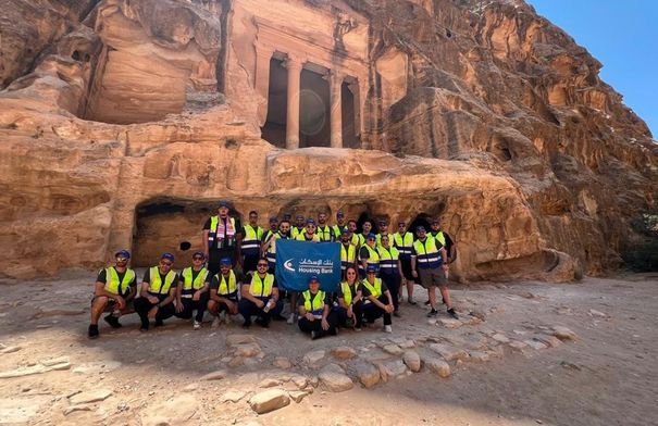 بنك الإسكان يشارك في المسير الخيري"مسيرتنا صحة وتراث" دعماً لإعادة إنشاء مركز صحي القطرانة 