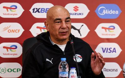 بعثة منتخب مصر تصل إلى "سبوكين" استعداداً لمواجهة إيران 