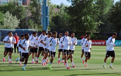 منتخب مصر يتدرب بملعب جونزاجا استعداداً لمباراة نيوزيلندا 