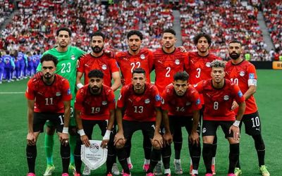 منتخب مصر بالقميص الأحمر  والأرجنتين بالزي التقليدى في دور ال16 بكأس العالم 