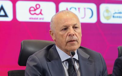 أبو ريدة يتلقى تهنئة من رئيس الاتحاد الأسترالي بعد تأهل منتخب مصر في المونديال 