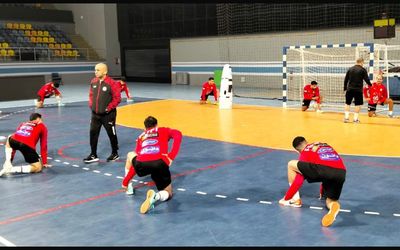 منتخب الصالات يخوض تدريباته استعداداً لمواجهة الجزائر ودياً