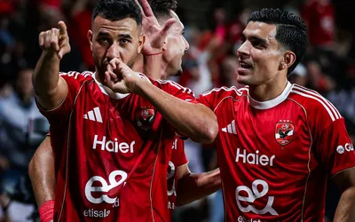 الأهلي يتخطى سيراميكا كليوباترا ويتأهل لنهائي النسخة 23 لكأس السوبر المصري