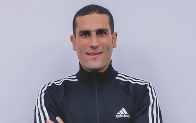 محمود ناجي حكمًا لمباراة مصر ونيجيريا غدًا