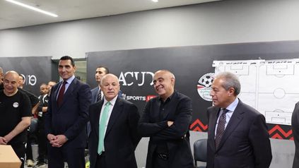 جوهر نبيل وهاني أبوريدة يدعمان المنتخب
