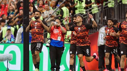 لاعبو المنتخب قبل اللقاء