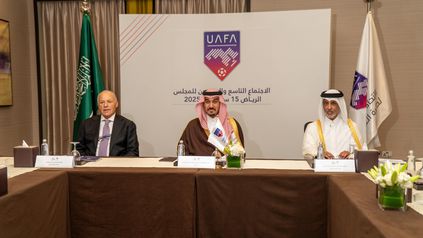 أبوريدة مع الأمين العام للاتحاد العربي