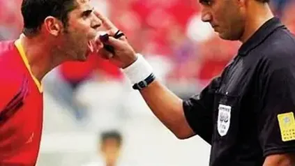 الحكم الدولي السابق جمال الغندور