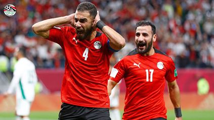 عمرو السولية يحتفل بهدف التعادل أمام الجزائر في نسخة 2021