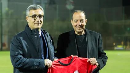 حمادة الشربيني يستقبل سفير الجزائر في اتحاد الكرة