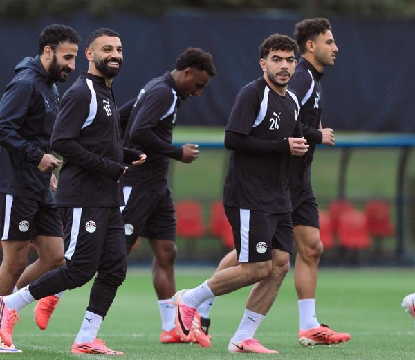 منتخب مصر يواصل تدريباته بسبوكين استعداداً لأستراليا.. وعودة صلاح وفتحي 