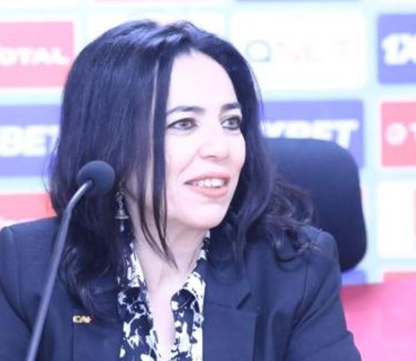 بعثة المنتخب الوطني للكرة النسائية تحت 20 سنة تصل مالابو استعدادًا لمواجهة غينيا الاستوائية