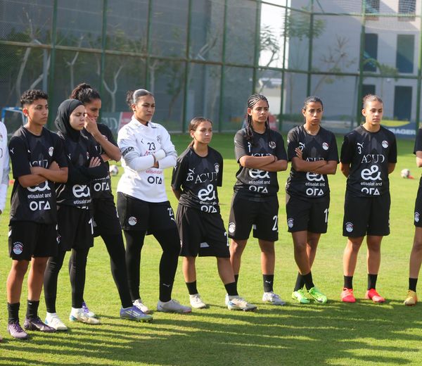 منتخب مصر للكرة النسائية يختتم تدريباته قبل السفر للسعودية غداً 
