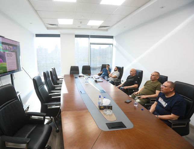 Hossam và Ibrahim Hassan dự họp FIFA về thay đổi luật trọng tài