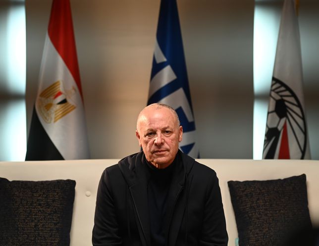 LĐBĐ chia buồn trước sự ra đi của chị gái Cố vấn Mohamed Abdo Saleh