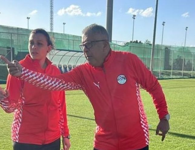 Đội tuyển bóng đá nữ quốc gia tập luyện tại Ả Rập Xê Út