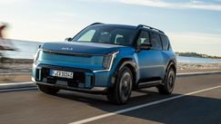 GT LINE 6 SEATS RELAXING