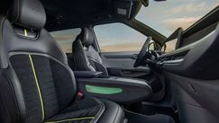 GT LINE 6 SEATS RELAXING