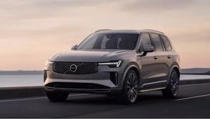 بقيمة 340 ألف جنيه.. أول تخفيضات على فولفو XC90 بالسوق المصري فولفو XC90