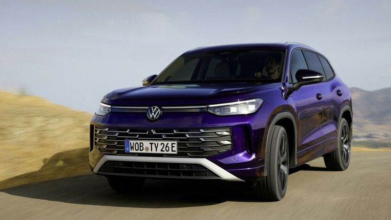 فولكس تايرون