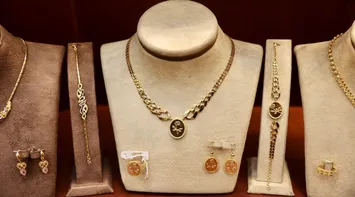 Gold Prices Drop Again Locally on Tuesday