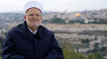Israel Bars Al-Aqsa Preacher from Entering the Mosque for Six Months