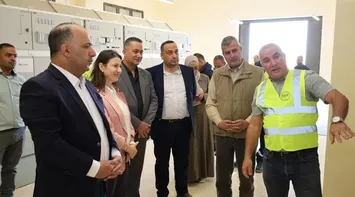 Kharabsheh Inspects Electrical Switchgear Station in Al-Rama and Reviews Its Readiness