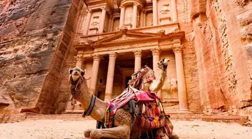 Petra Welcomes 74,000 Visitors in April Amid Signs of Tourism Recovery
