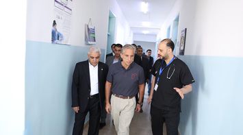 Prime Minister Inspects Several Facilities in Wadi Araba as Part of Field Tours
