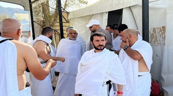 Awqaf Minister Reviews Jordanian Pilgrim Services in Medina
