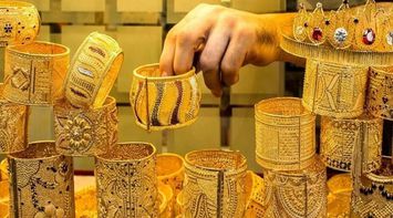 Gold Prices in Local Market: 21-Carat at 69 Dinars
