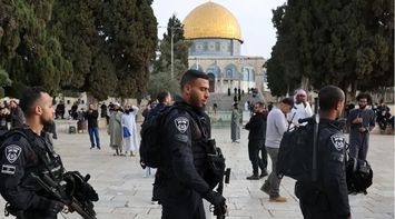Settlers Storm Al-Aqsa Mosque Courtyards
