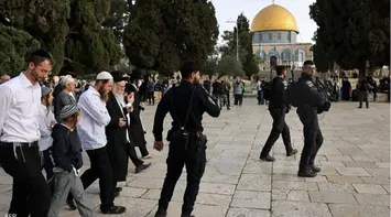 Settlers Storm Al-Aqsa Courtyards as Occupation Forces Demolish Homes and Structures in the Negev