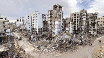 WHO: Israeli Occupation Releases One of Its Staff in Gaza