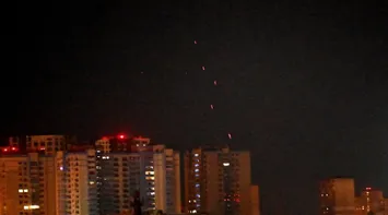 Eight Killed, Dozens Injured in Russian Strikes on Kyiv
